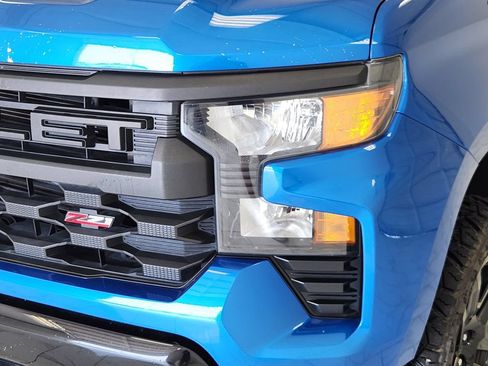 Used 2022 Chevrolet Silverado 1500 Custom Trail Boss AWD/4WD image 9