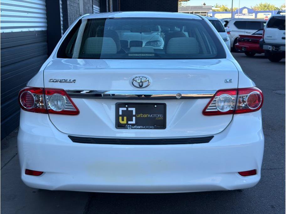Used 2013 Toyota Corolla LE FWD image 8