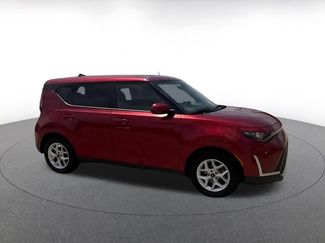 Used 2025 Kia Soul LX w/ LX Technology Package FWD video 2