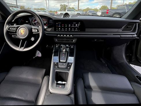 Used 2024 Porsche 911 Carrera 4S AWD/4WD image 16