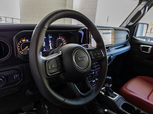 Used 2024 Jeep Wrangler Unlimited Rubicon 392 AWD/4WD image 22