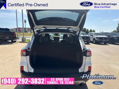Used 2022 Ford Escape Titanium w/ Titanium Elite Package AWD/4WD image 5
