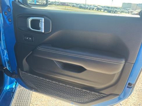 Used 2023 Jeep Wrangler Unlimited Sahara w/ Cold Weather Group image 24