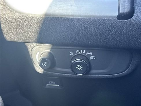 Certified 2023 GMC Terrain SLE w/ Driver Convenience Package image 17