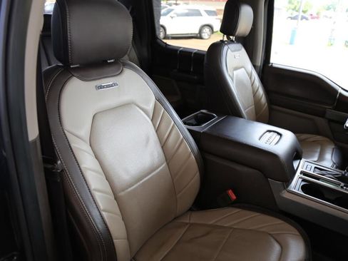 Used 2019 Ford F150 Limited image 25