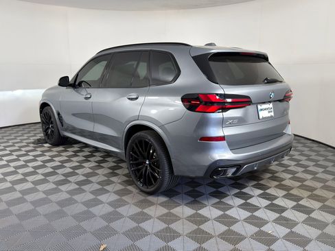 New 2026 BMW X5 sDrive40i w/ M Sport Package image 3