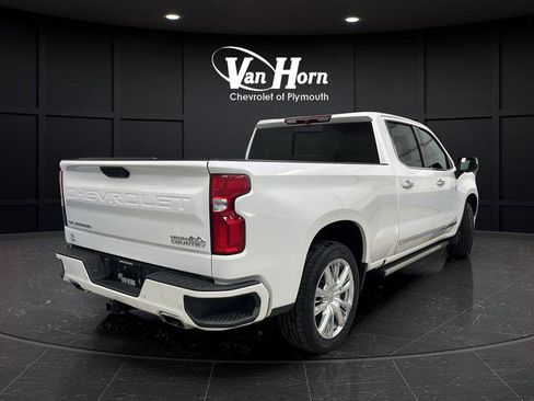 Used 2022 Chevrolet Silverado 1500 High Country w/ High Country Premium Package image 5
