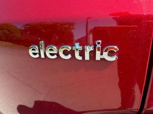 Used 2023 Hyundai Kona SEL FWD image 11