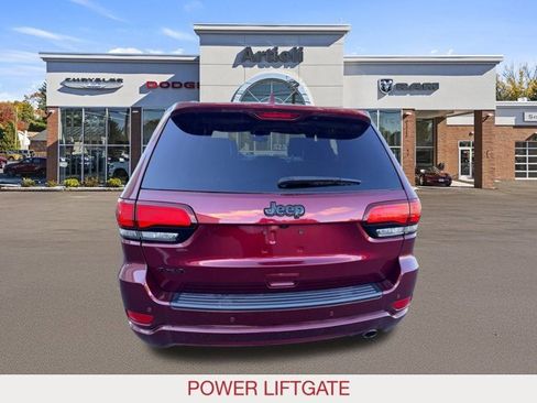 Certified 2022 Jeep Grand Cherokee Laredo X image 6