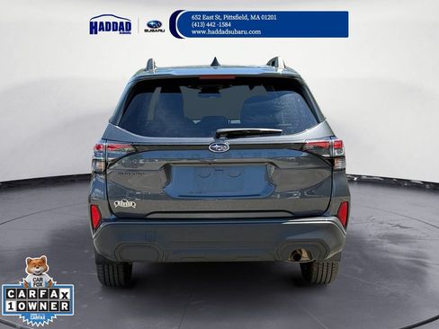 Certified 2025 Subaru Forester Premium AWD/4WD image 4