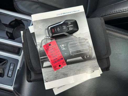 Used 2016 Ford F150 Platinum w/ Equipment Group 701A Luxury AWD/4WD image 34