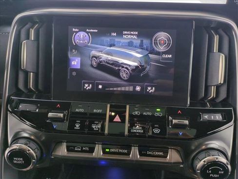 Used 2023 Lexus LX 600 4WD w/ Interior Upgrade Package image 25