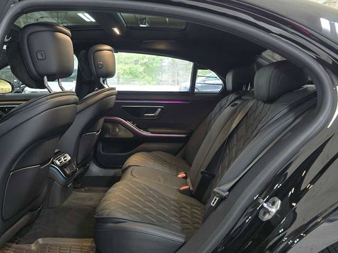 Certified 2025 Mercedes-Benz S 580 S 580 image 16
