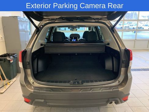 Used 2020 Subaru Forester Premium image 16