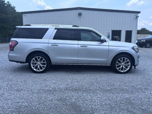 Used 2018 Ford Expedition Max Limited w/ Equipment Group 302A AWD/4WD image 4