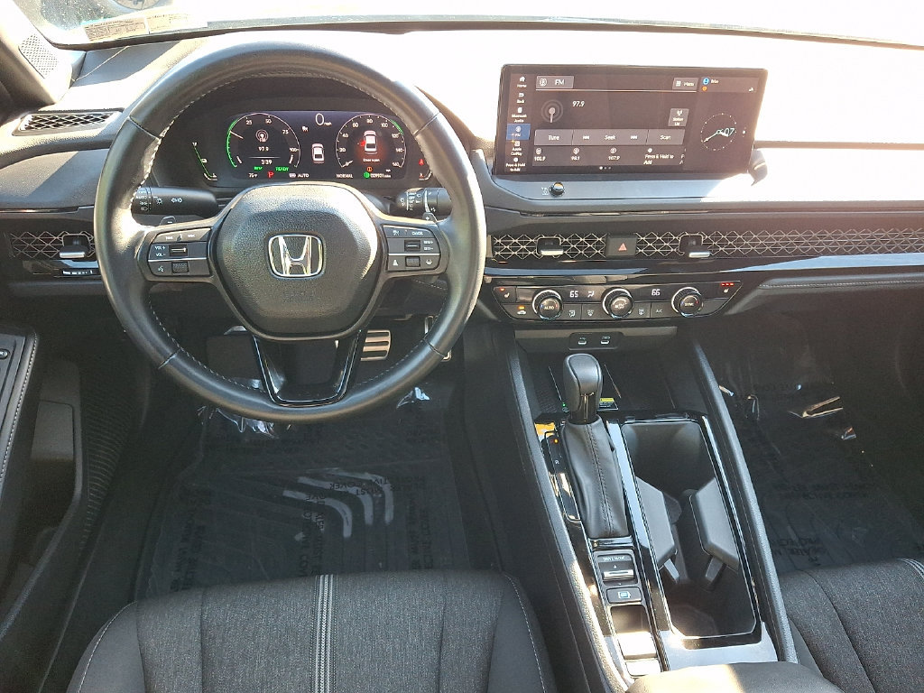 Used 2025 Honda Accord Sport image 12