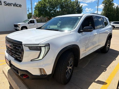 Used 2024 GMC Acadia AT4 w/ Luxury Package AWD/4WD image 1