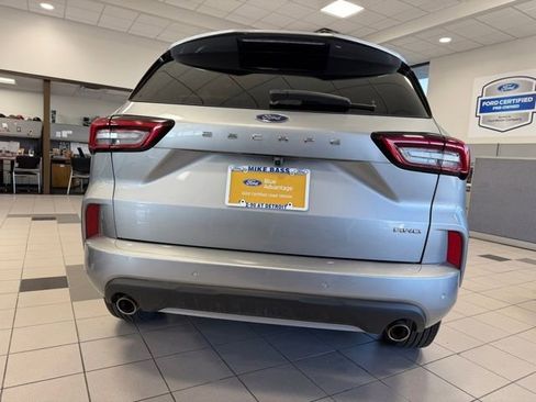 Used 2023 Ford Escape ST-Line w/ Tech Pack #1 image 9