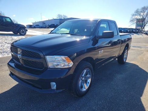 Used 2015 RAM 1500 Express image 3