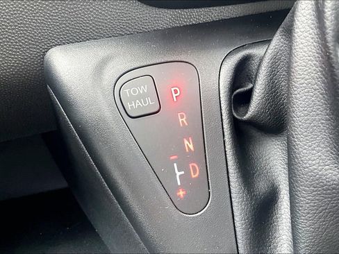 New 2024 RAM ProMaster 2500 w/ Convenience Group image 17