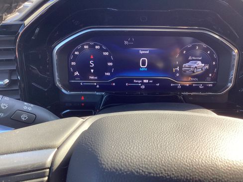 Used 2025 Chevrolet Silverado 1500 RST image 16