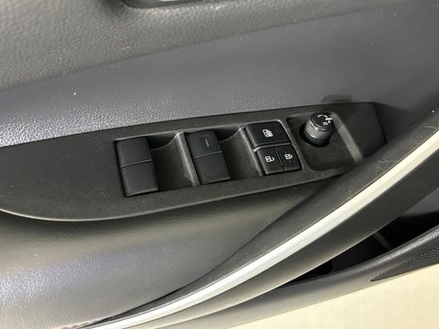 Used 2024 Toyota Corolla SE w/ SE Premium Package FWD image 15