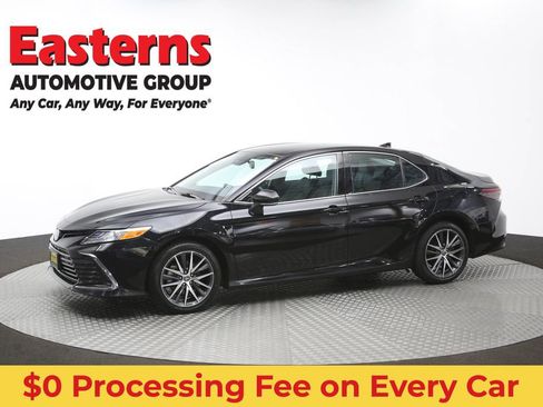 Used 2022 Toyota Camry XLE FWD image 57