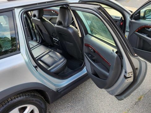 Used 2008 Volvo XC70 3.2 image 37