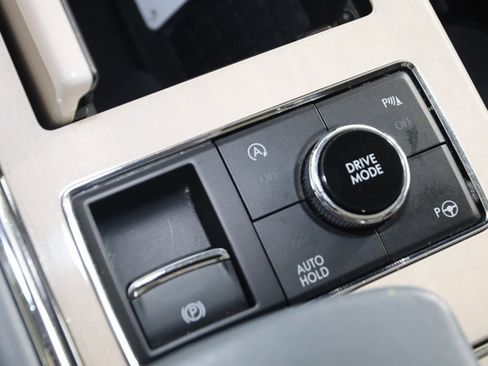 Used 2021 Lincoln Navigator L Black Label image 32