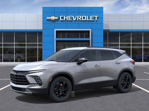 New 2026 Chevrolet Blazer LT image 2