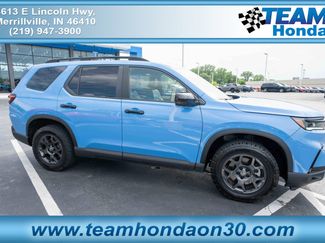 Used 2024 Honda Pilot TrailSport video 1