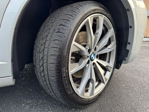Used 2017 BMW X4 M40i w/ Technology Package AWD/4WD image 38