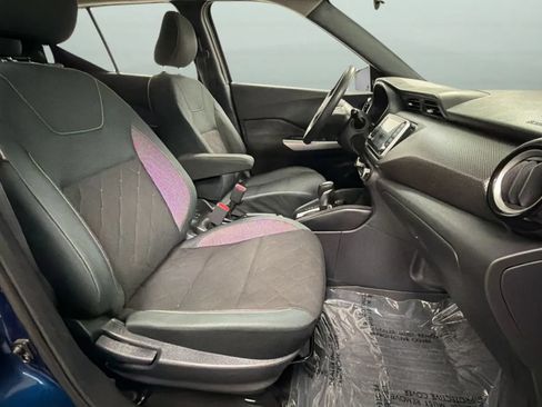Used 2020 Nissan Kicks SV FWD image 20
