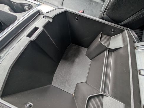 Used 2016 RAM 1500 Laramie w/ Convenience Group image 33