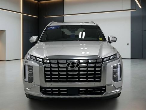 Certified 2025 Hyundai Palisade Calligraphy AWD/4WD image 10