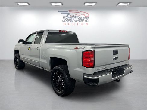 Used 2018 Chevrolet Silverado 1500 LT w/ All Star Edition image 6
