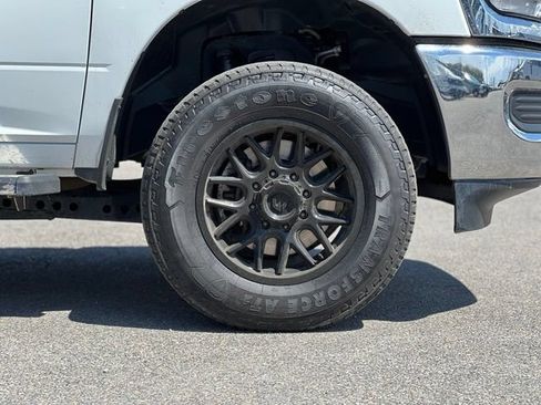 Used 2024 RAM 2500 Tradesman w/ Chrome Appearance Group AWD/4WD image 10