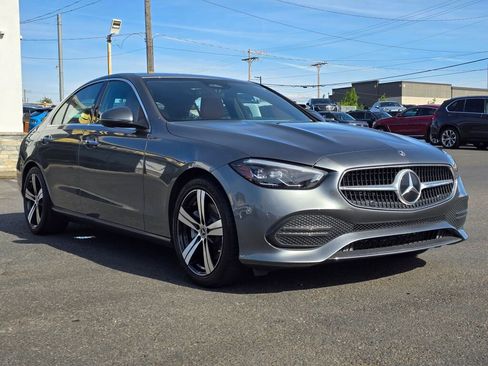 Used 2022 Mercedes-Benz C 300 Sedan image 4