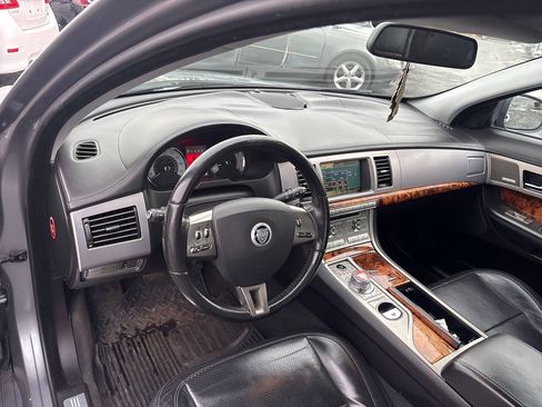 Used 2009 Jaguar XF Premium RWD image 16