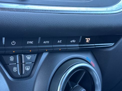 Used 2022 Chevrolet Blazer LT image 31