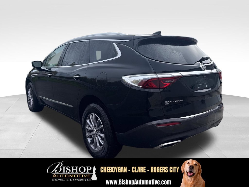 Used 2023 Buick Enclave Essence AWD/4WD image 9