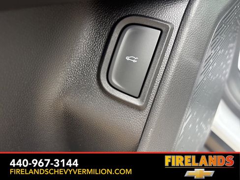 New 2026 Chevrolet Equinox ACTIV w/ Convenience Package III image 11