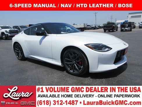 Used 2024 Nissan Z Performance w/ Floor Mat Package RWD image 1