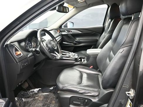 Used 2018 MAZDA CX-9 Touring image 15