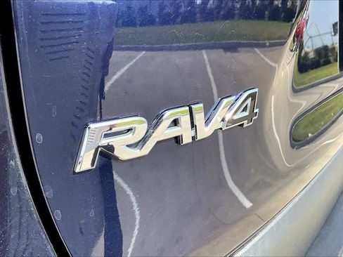 Used 2024 Toyota RAV4 XLE image 29
