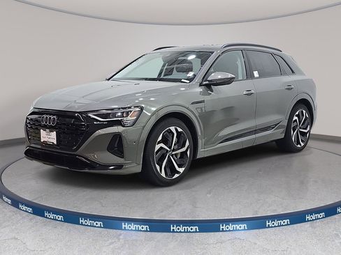 Used 2024 Audi Q8 e-tron Premium Plus w/ Premium Plus Package AWD/4WD image 1