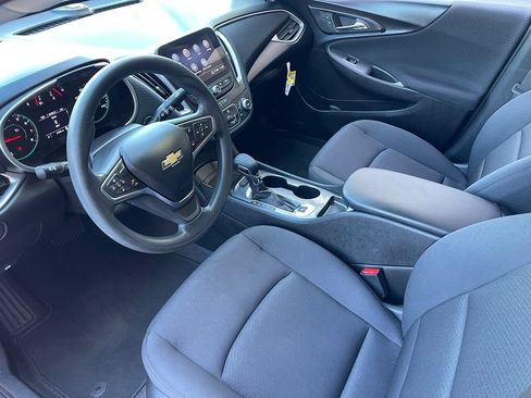 Used 2024 Chevrolet Malibu LS w/ Driver Confidence Package FWD image 5