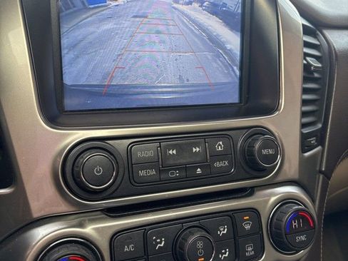 Certified 2019 Chevrolet Suburban LT w/ RST Edition image 30