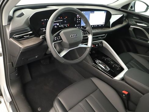 New 2025 Audi Q5 Premium Plus image 15