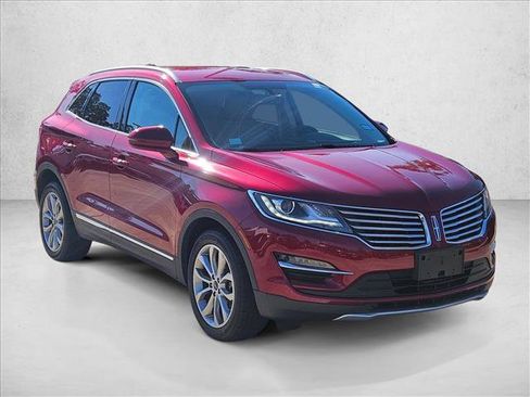 Used 2018 Lincoln MKC Select w/ Select Plus Package image 3